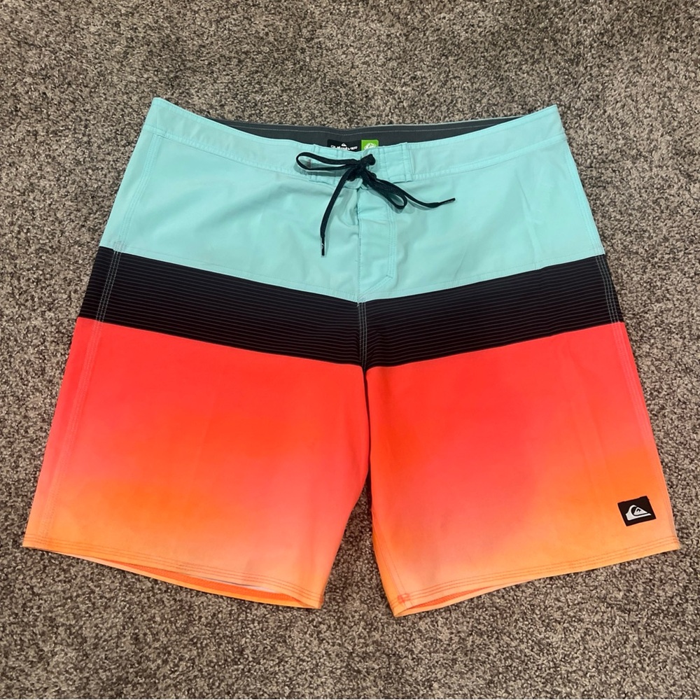 Men’s Quicksilver Highline Boardshorts Orange Teal Black 38 Hook And Loop Close